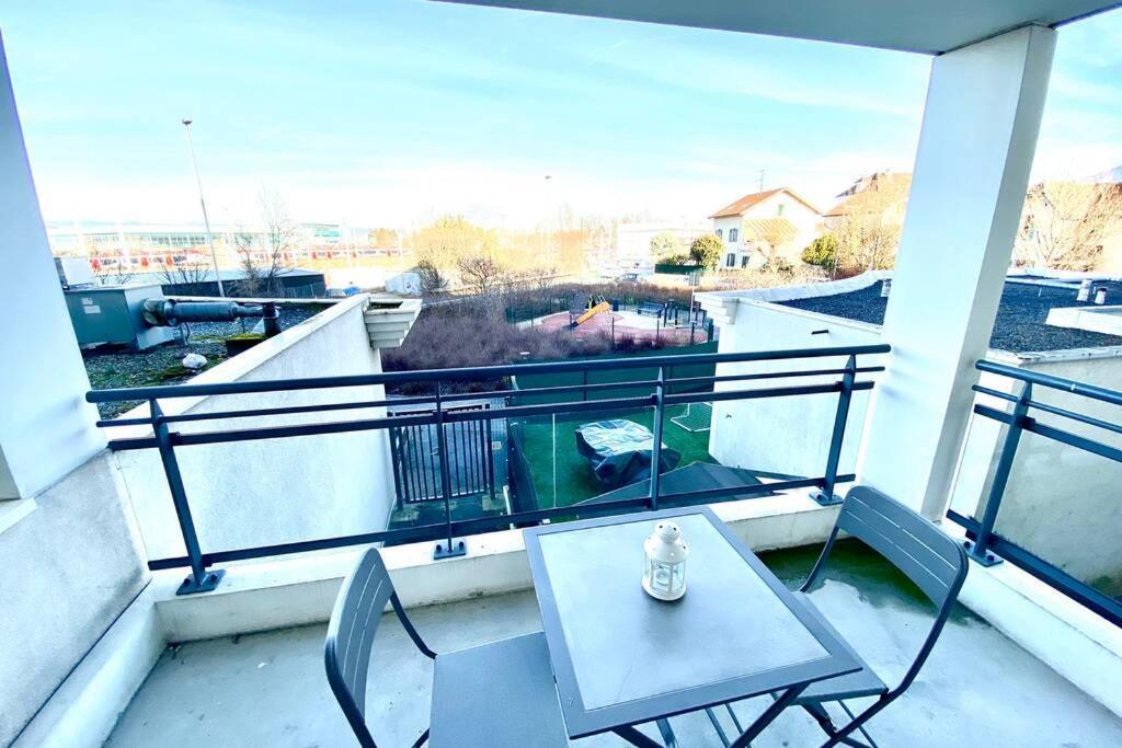 Residence L'Allee Genevoise Annemasse Bagian luar foto